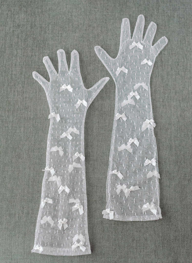 soft white bow lace bridal gloves, twigs & honey