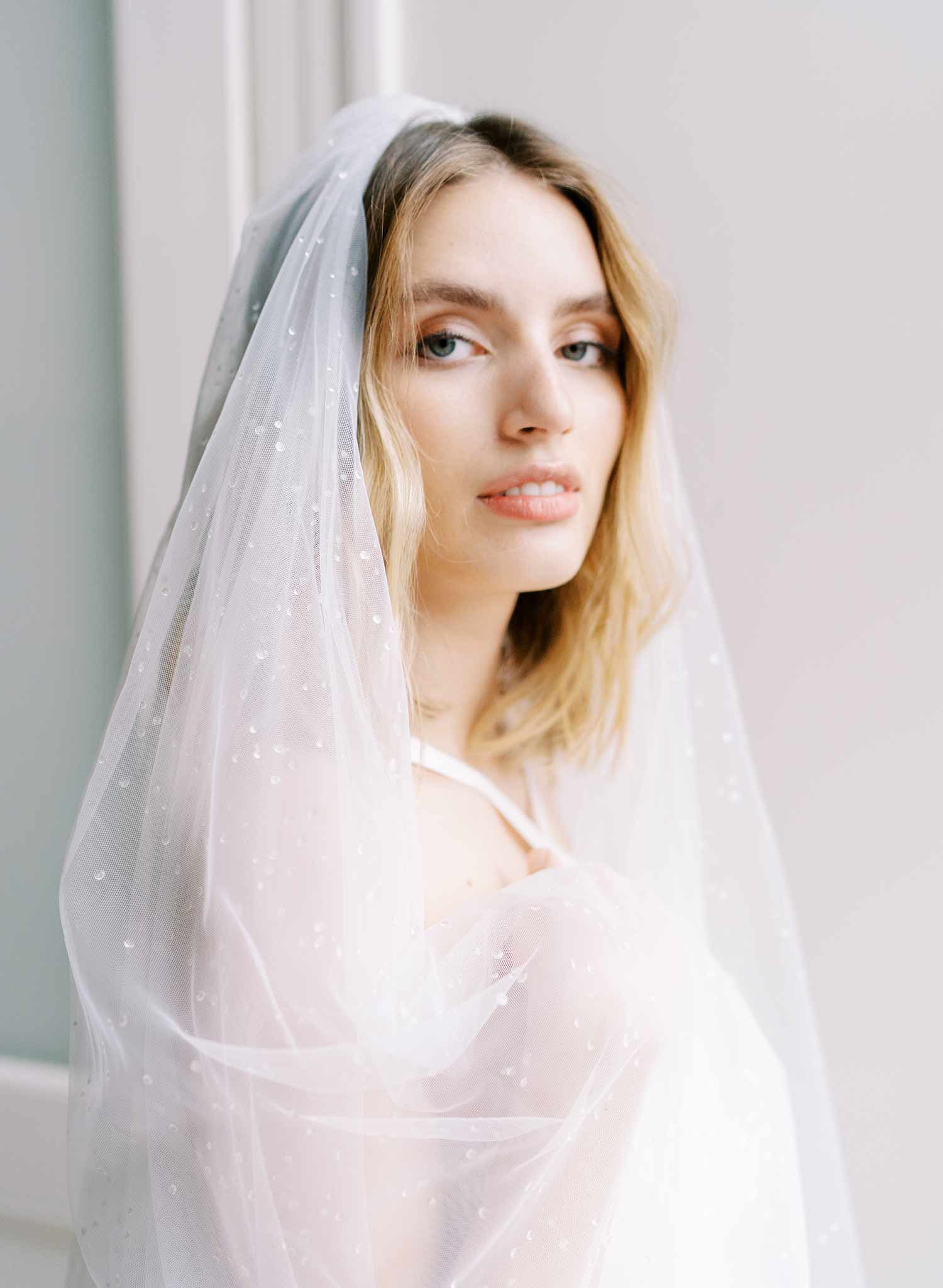 clear droplet white tulle bridal veil with blusher, twigs & honey