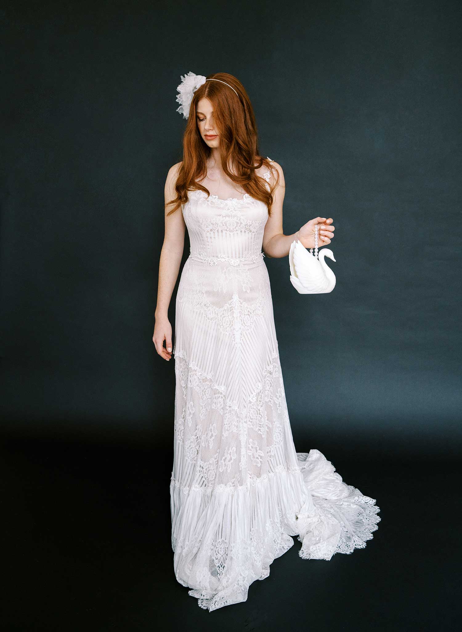 The Swan Purse - Style #2613