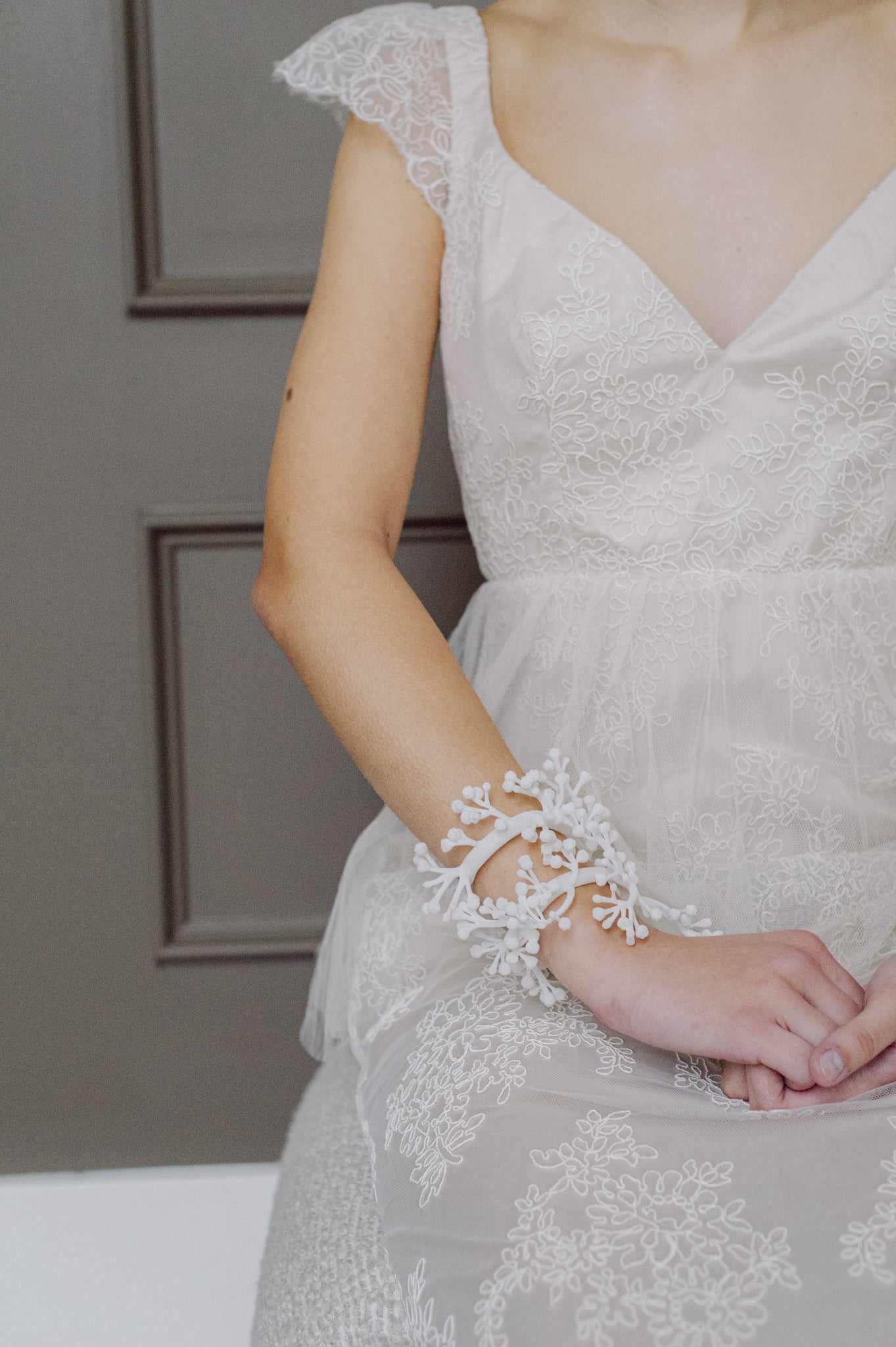 Abundant sprays, baby's breath wrap bracelet - Style #2617