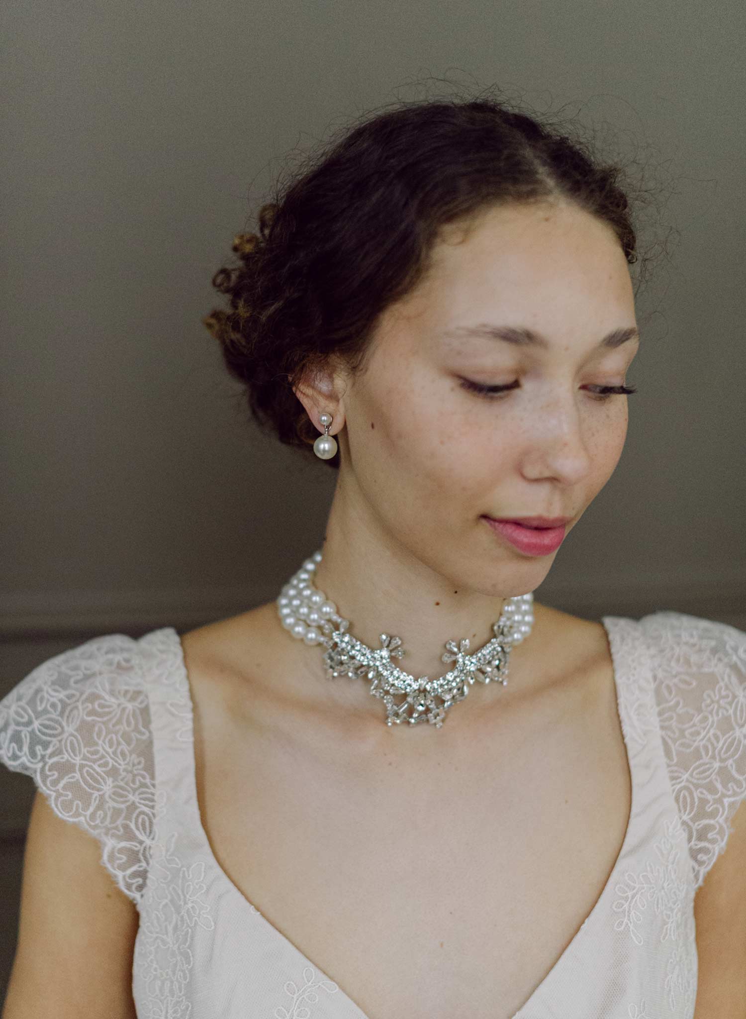 Pearl and crystal choker necklace - Style #2629