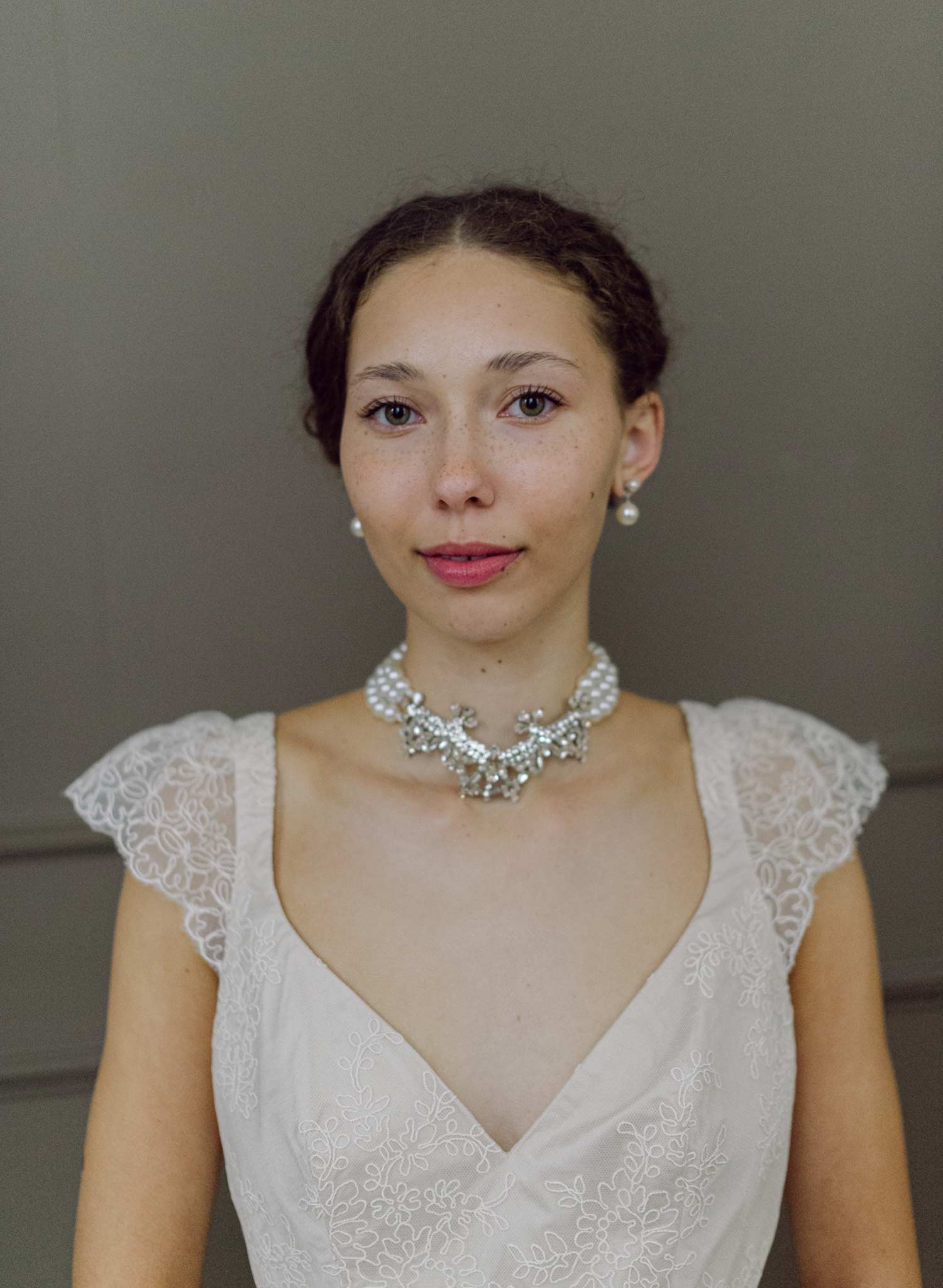 Pearl and crystal choker necklace - Style #2629