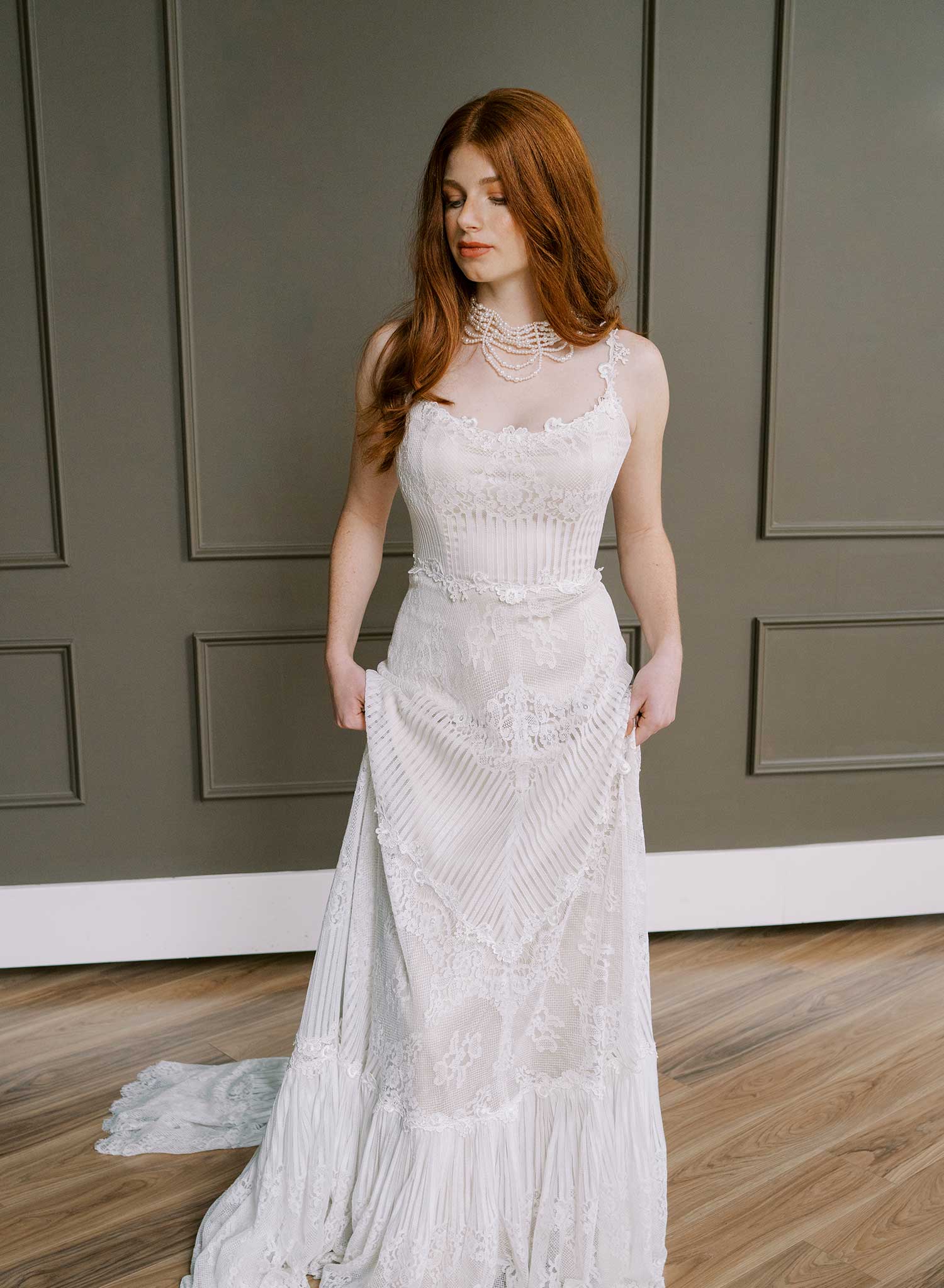 Pearl swags choker necklace - Style #2630