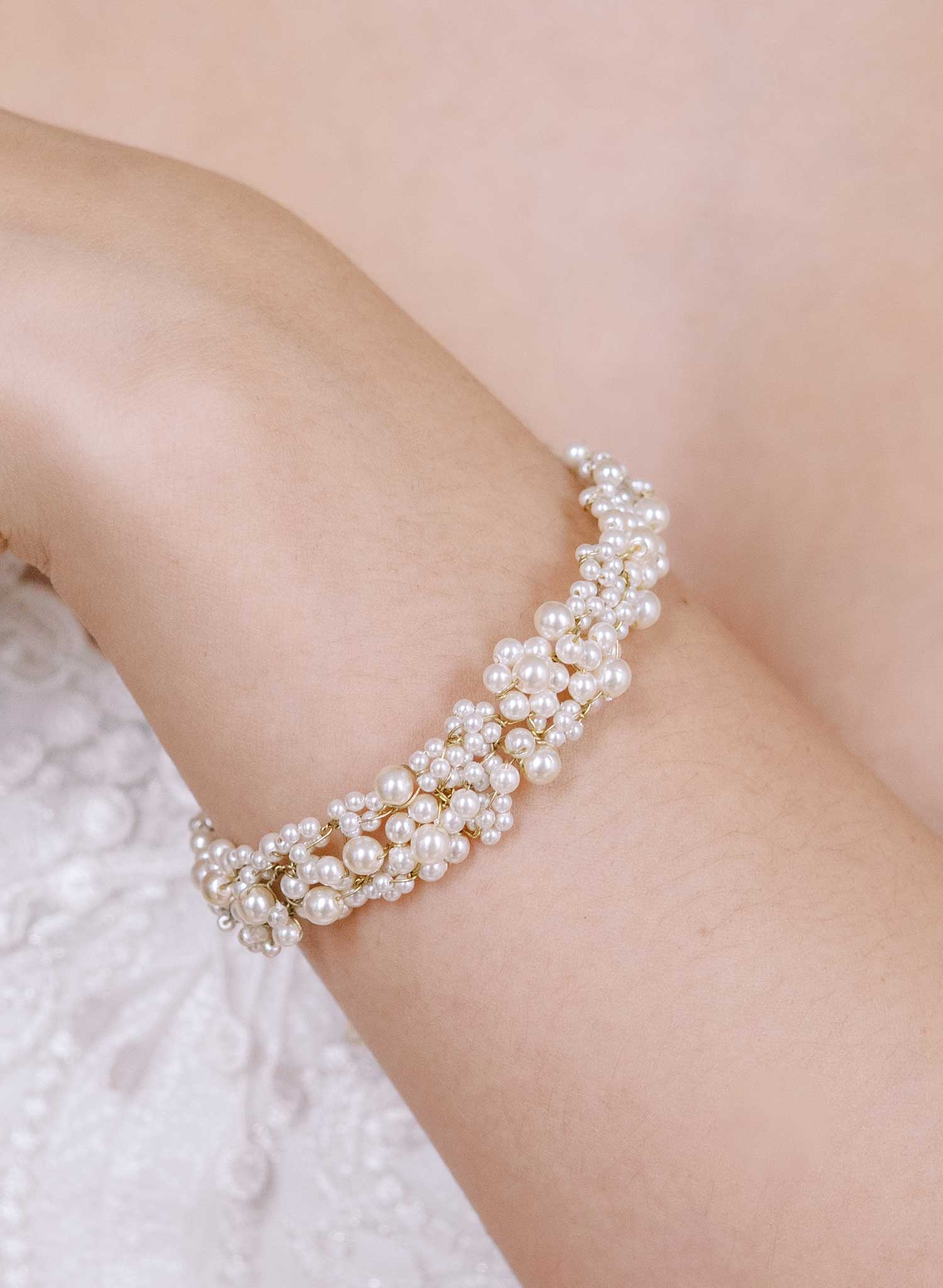 Twisted bridal pearl bracelet - Style #2652