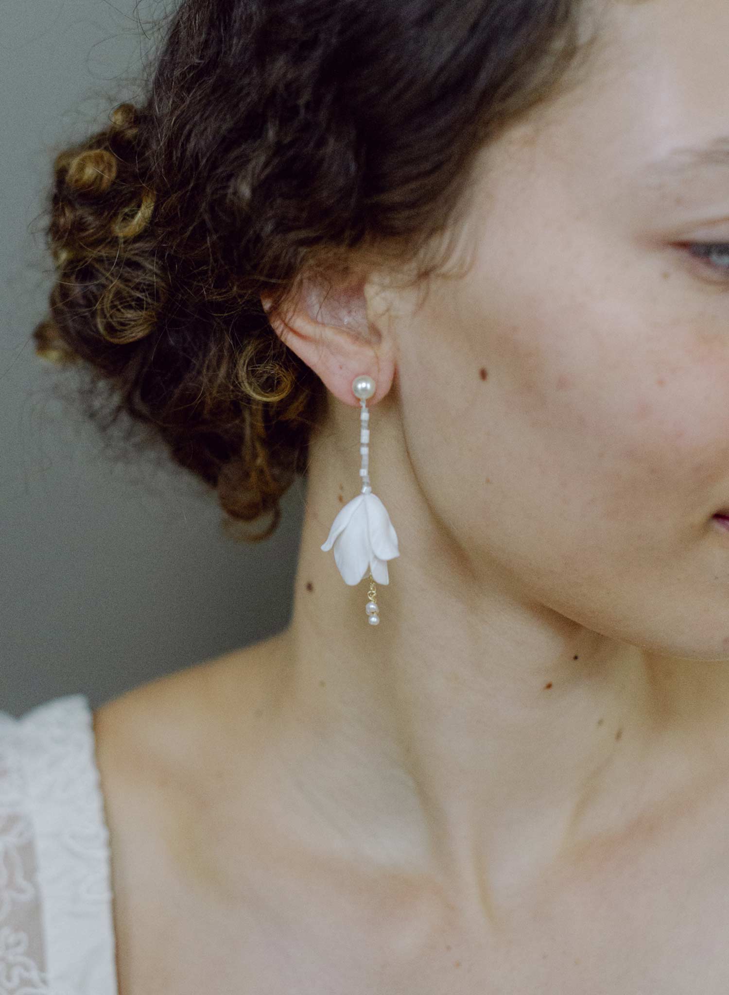 Clay tulip and seed bead dangling earrings - Style #2659