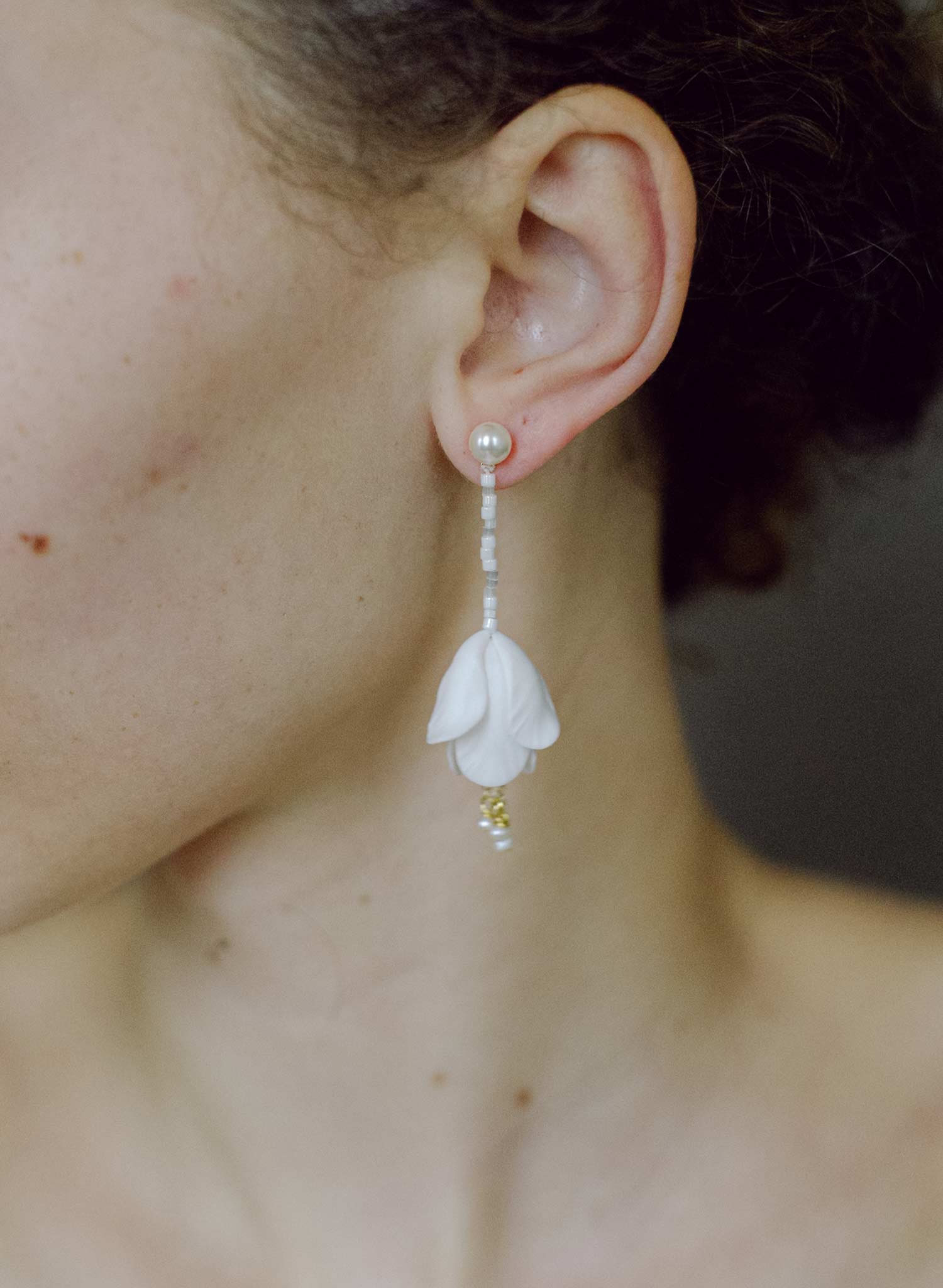 Clay tulip and seed bead dangling earrings - Style #2659