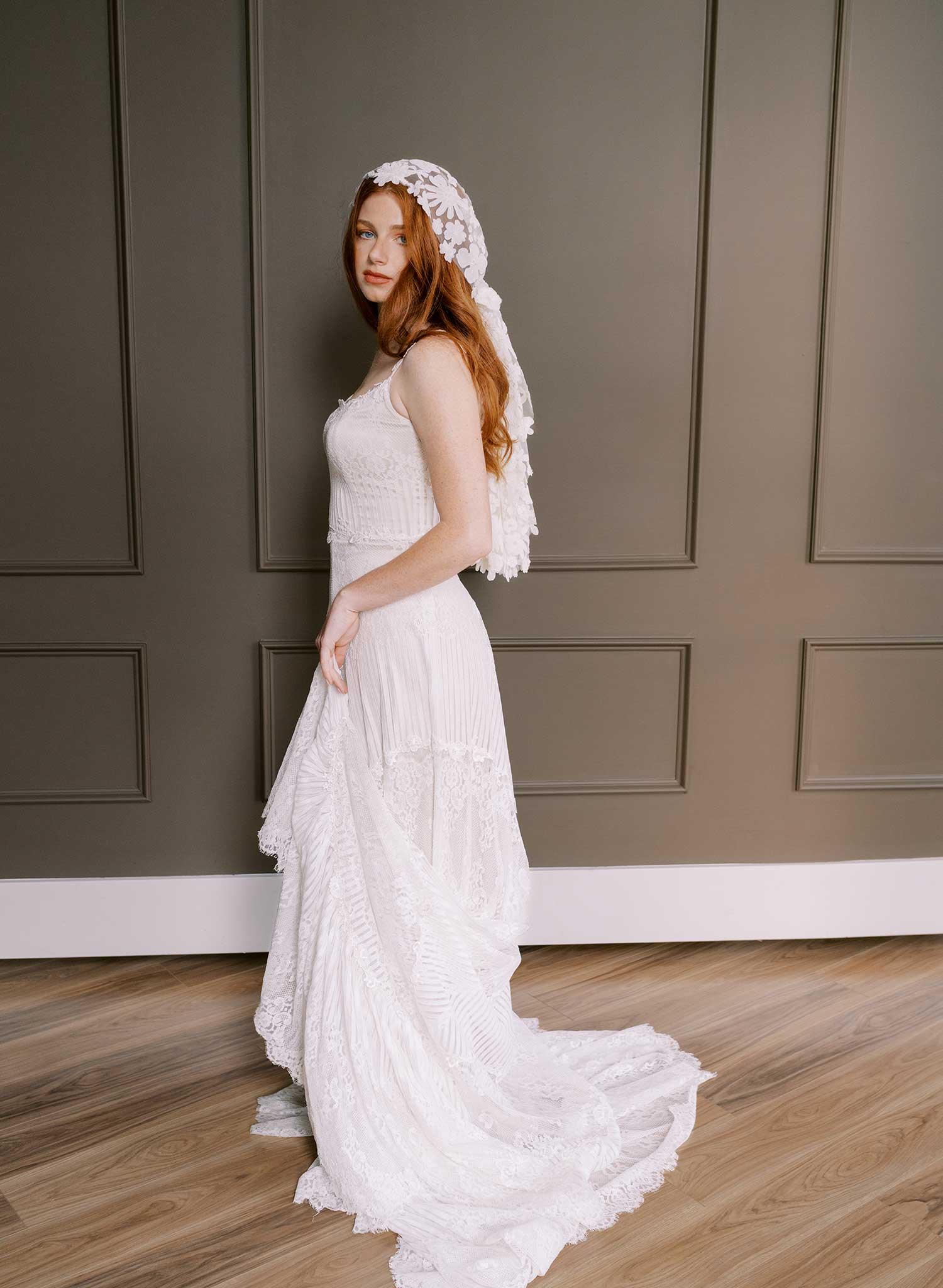 Bold florals lace juliet bridal veil - Style #2685