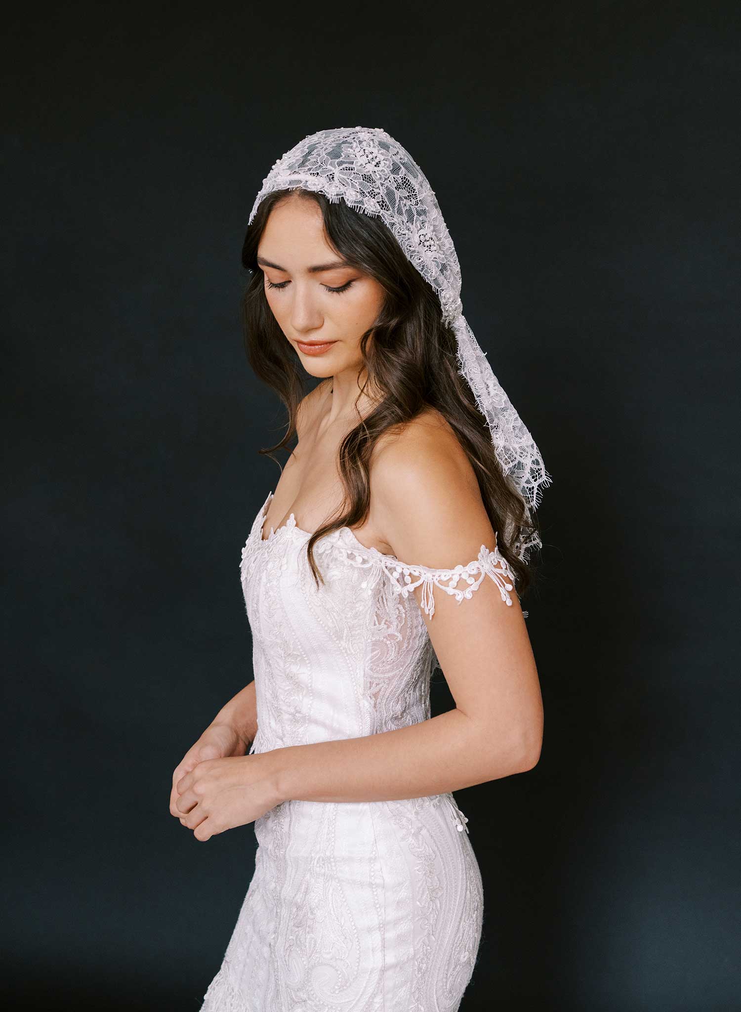 Beaded lace juliet veil - Style #2686