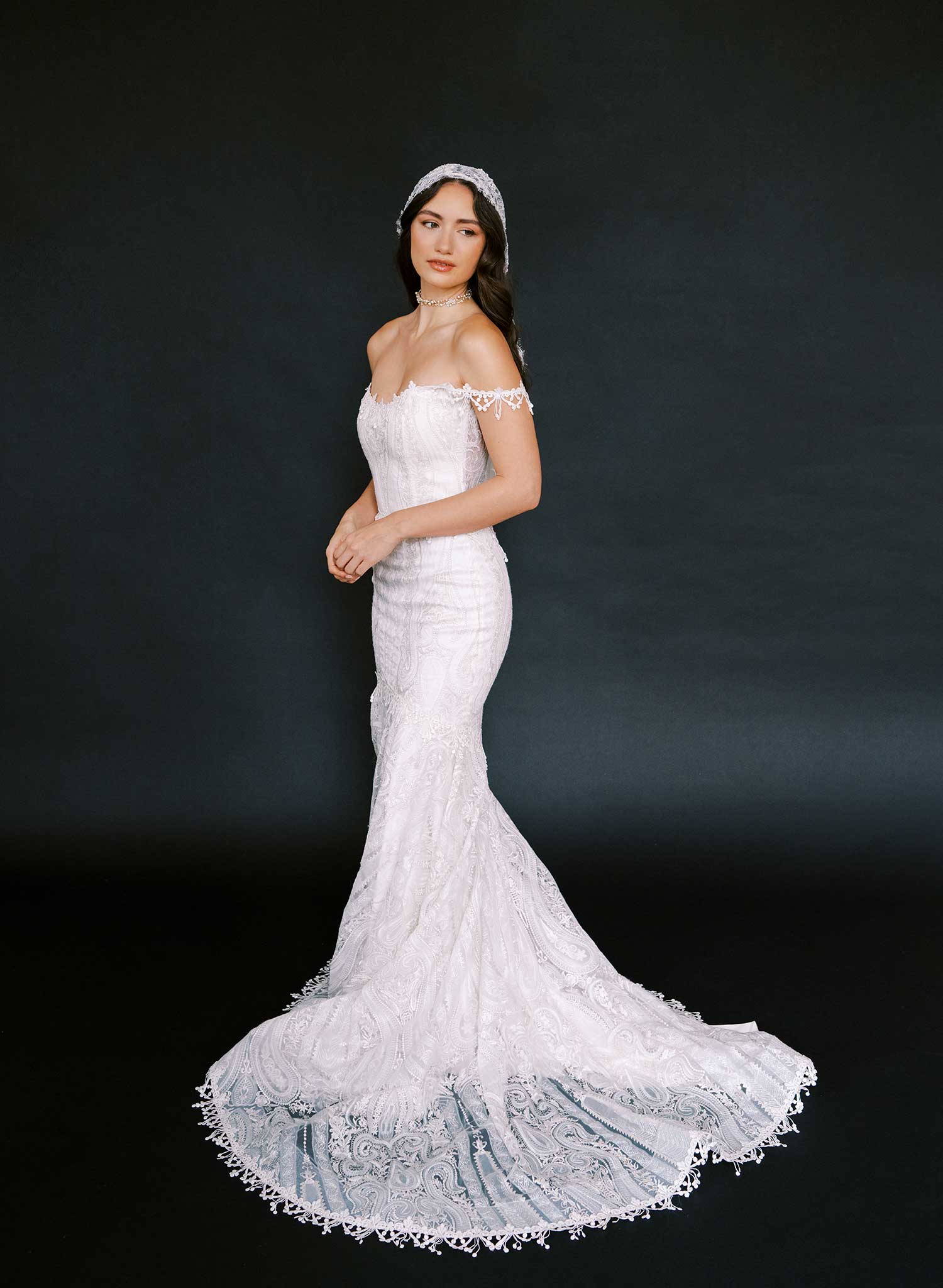 Beaded lace juliet veil - Style #2686