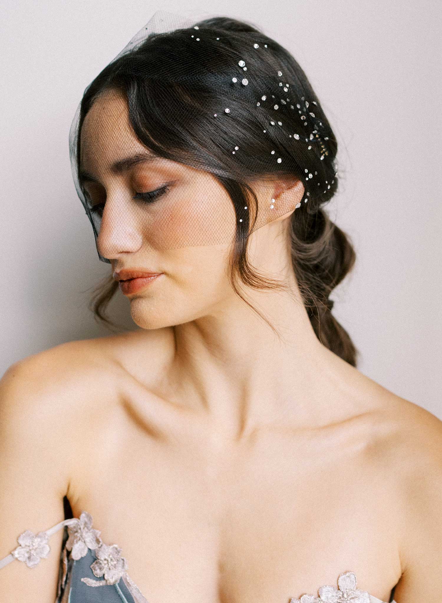 Rhinestone adorned tulle bandeau veil - Style # 425 black