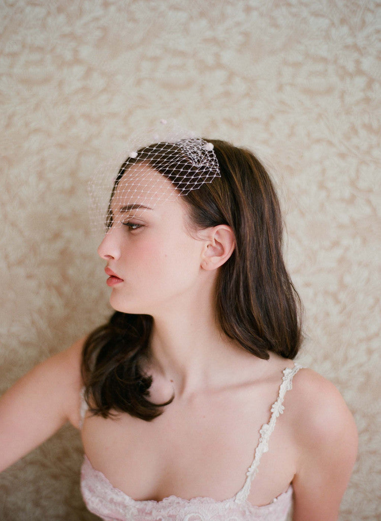 Mini birdcage veil with dots (or plain) - Style # 217