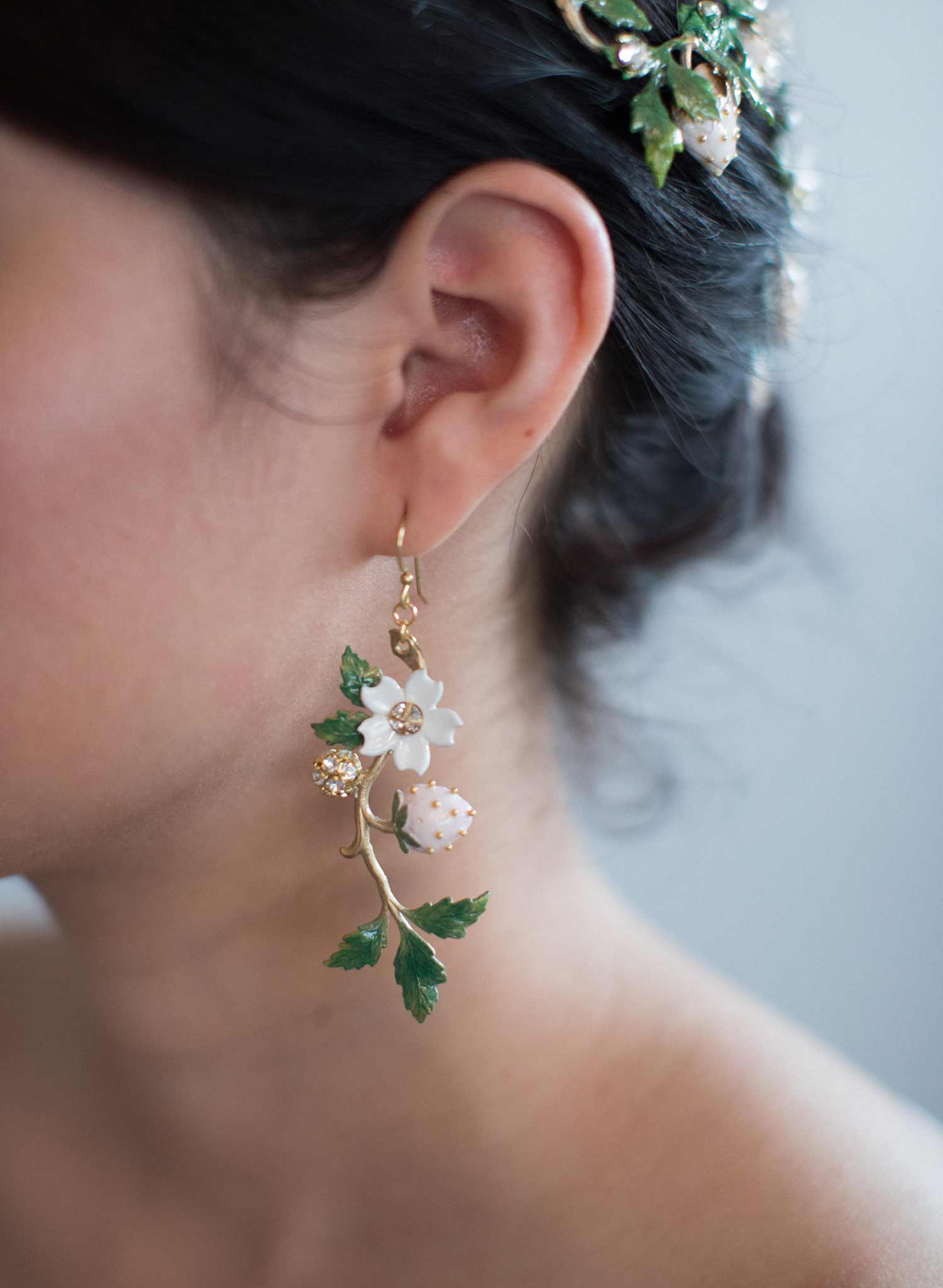 Strawberry vine earrings - Style #820