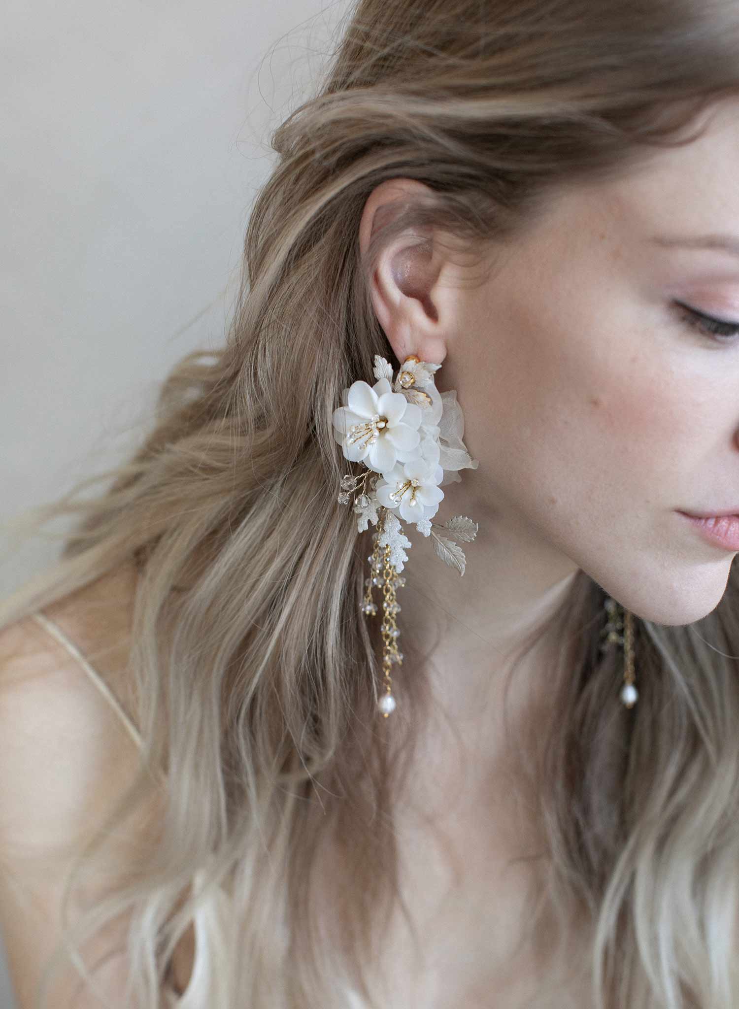 bridal earrings, clay flower earrings, ivory bridal earrings, bridal accessory, wedding jewelry, jewelry, earrings, twigs and honey