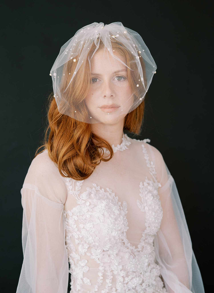 small tulle birdcage bridal veil with pearls, twigs & honey