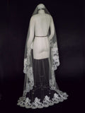 Floral romance French lace veil in silk tulle - Style #2460