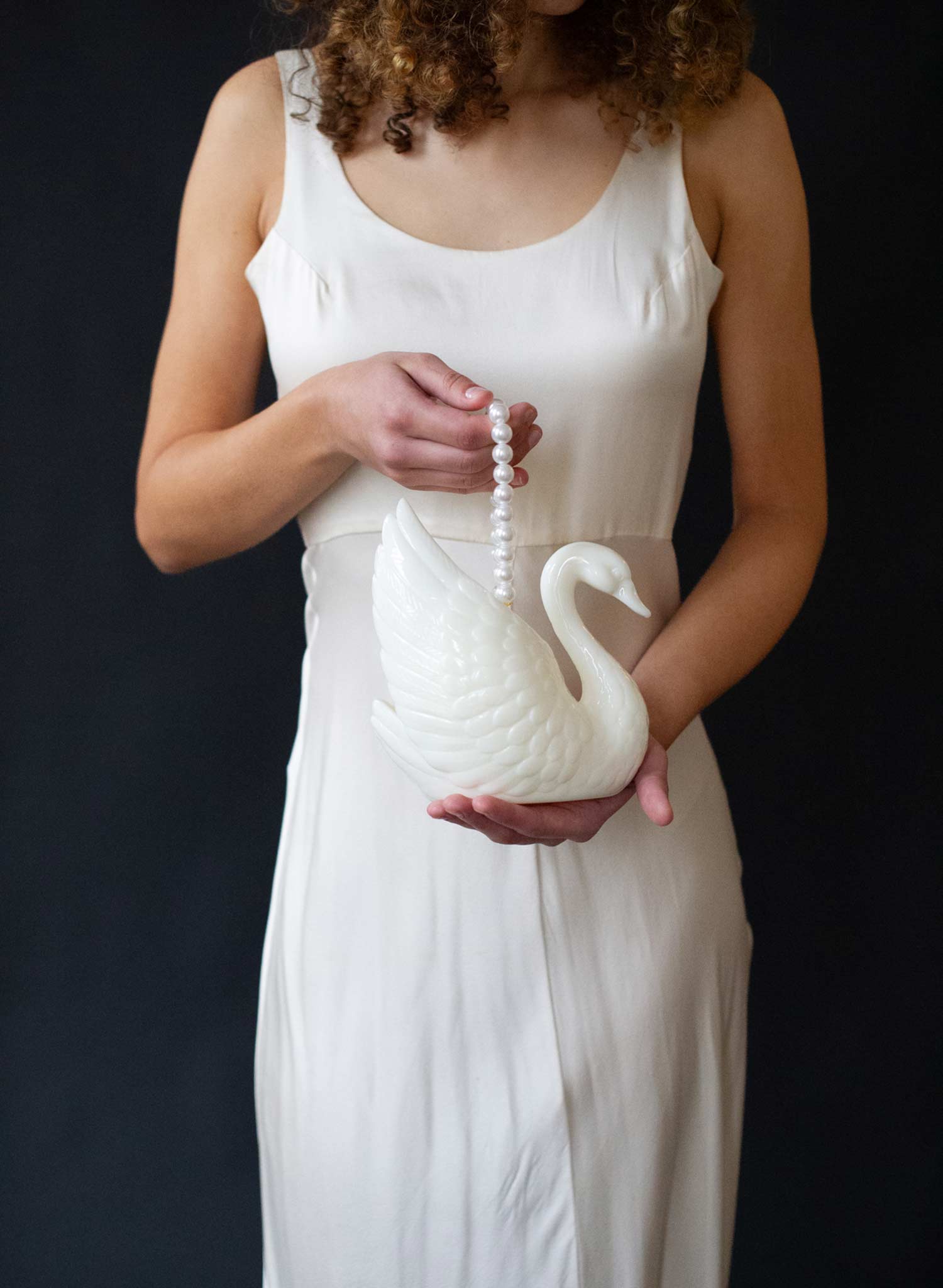 The Swan Purse - Style #2613