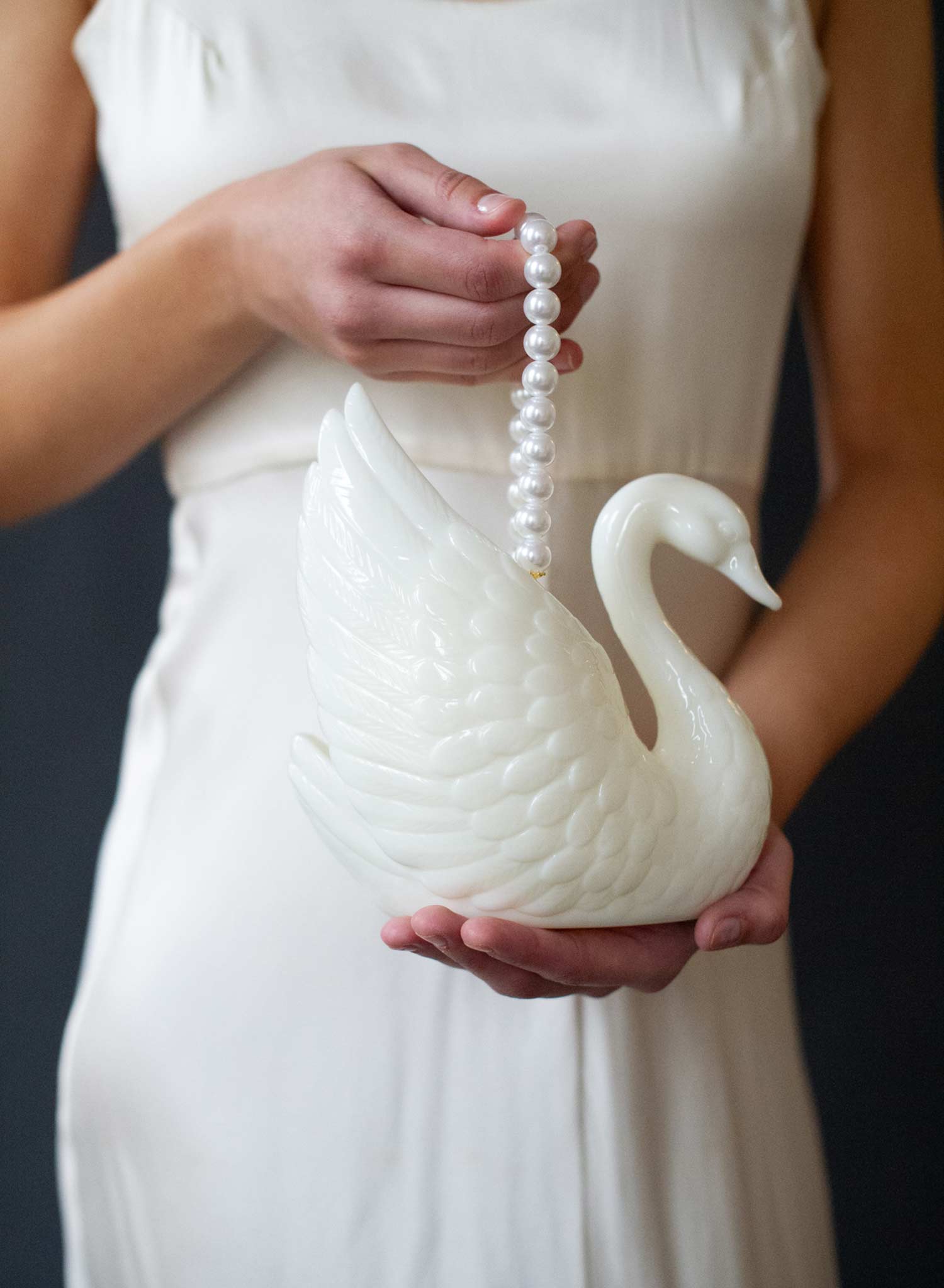 The Swan Purse - Style #2613