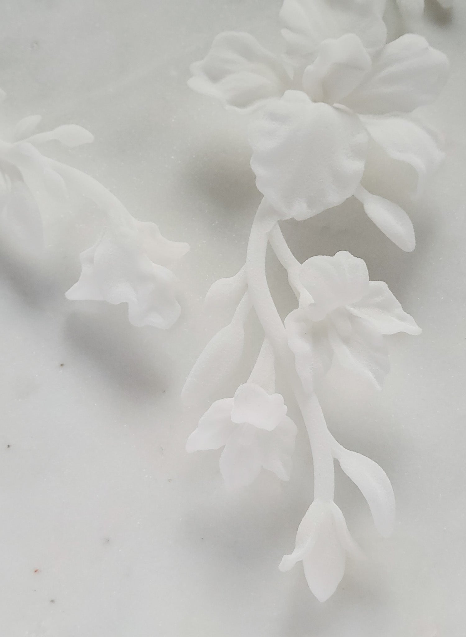 Climbing iris bridal necklace - Style #2614