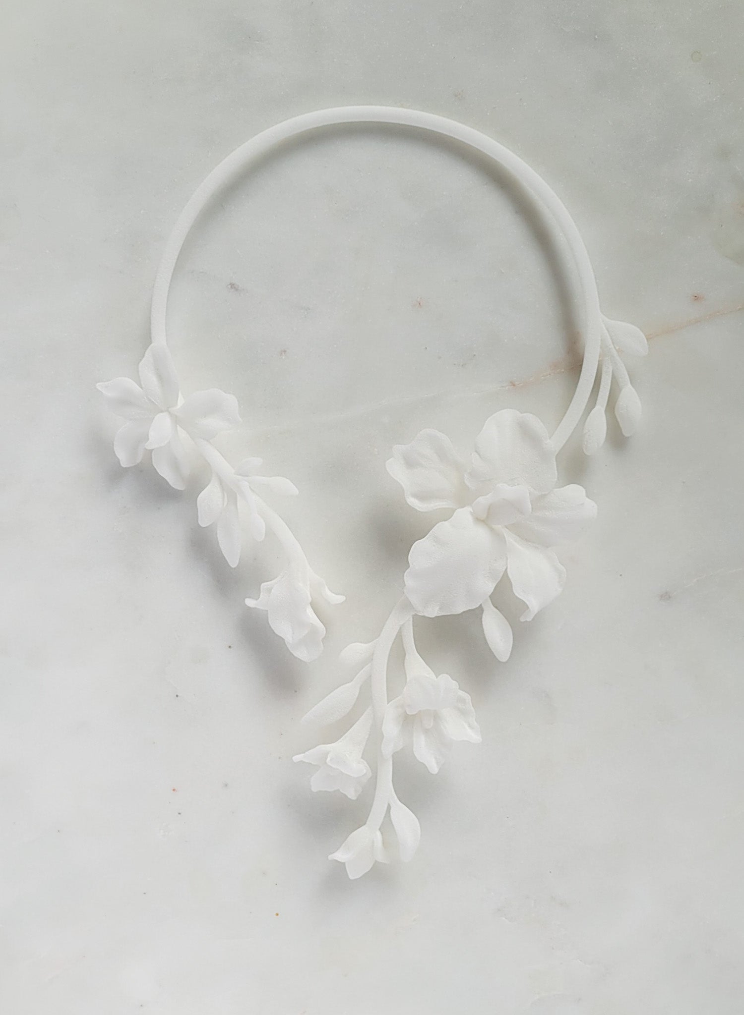 Climbing iris bridal necklace - Style #2614