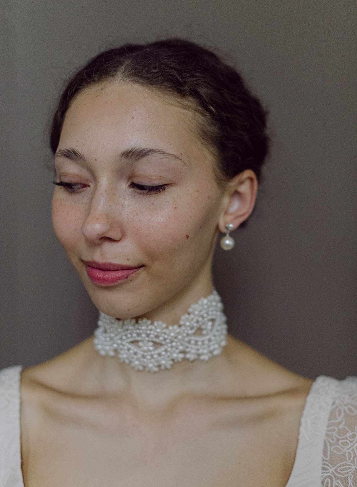 Pearl ornate choker necklace - Style #2625