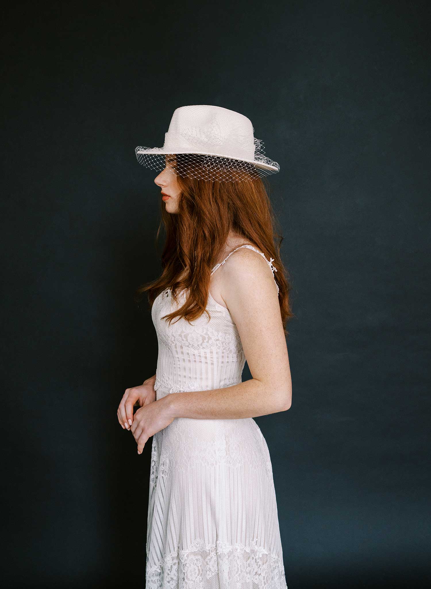 Straw fedora with birdcage veil - Style #2631