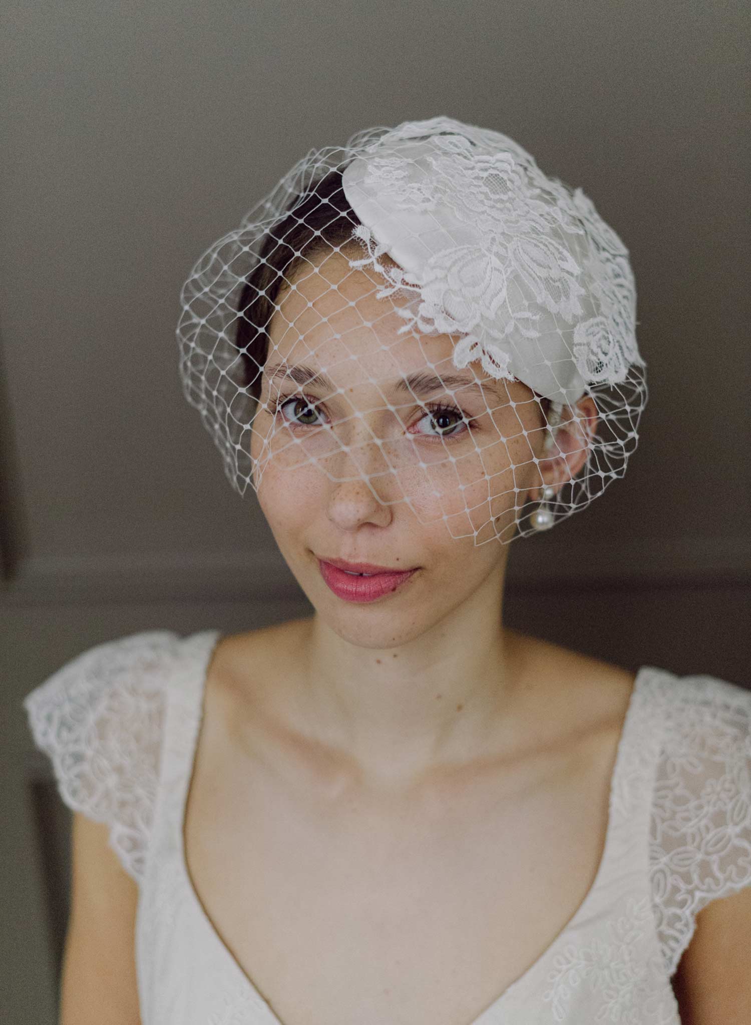 Teardrop silk and lace bridal birdcage veil - Style #2639