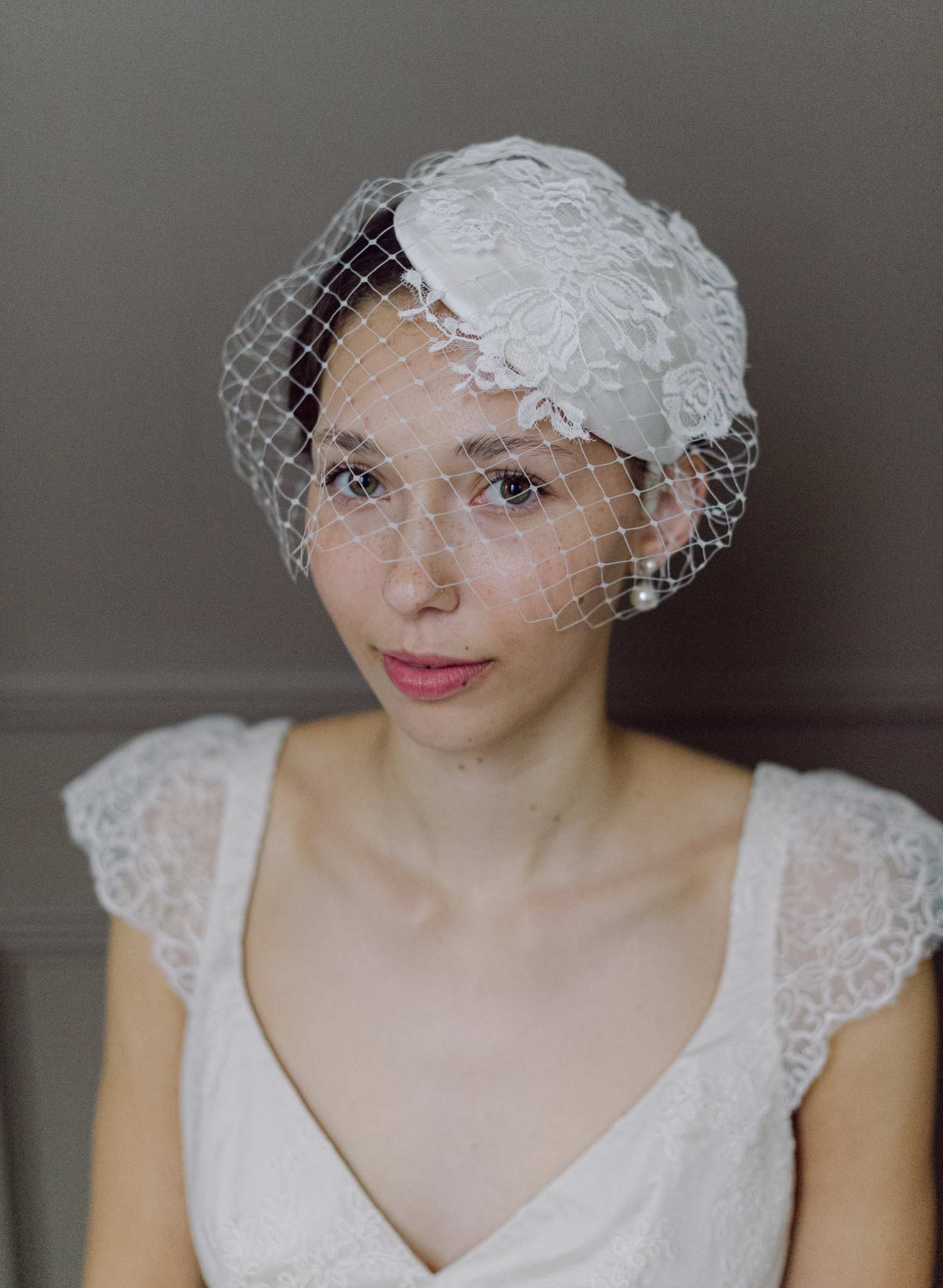 Teardrop silk and lace bridal birdcage veil - Style #2639