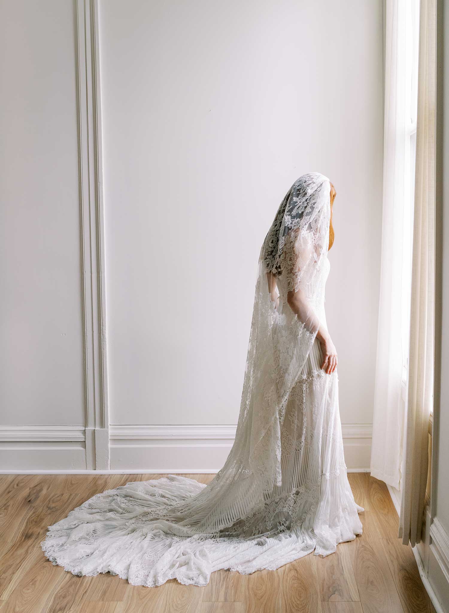 Columnar French lace, floral short chapel veil - Style #2644