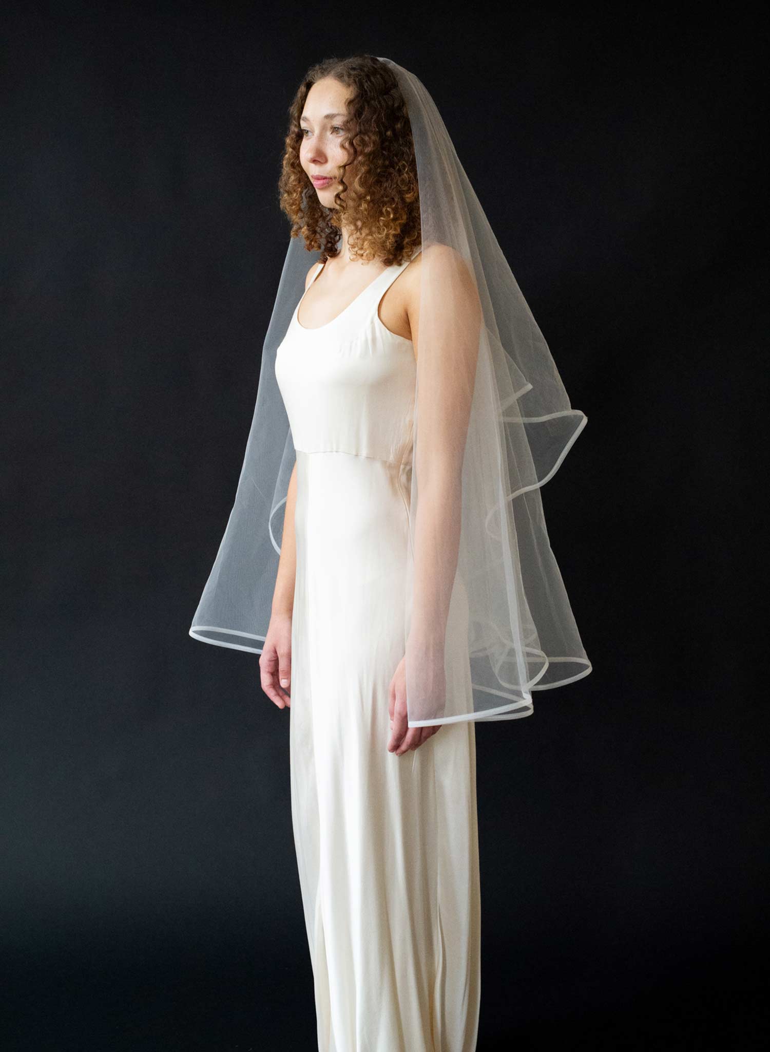 Horsehair edge bridal veil - Style #2649
