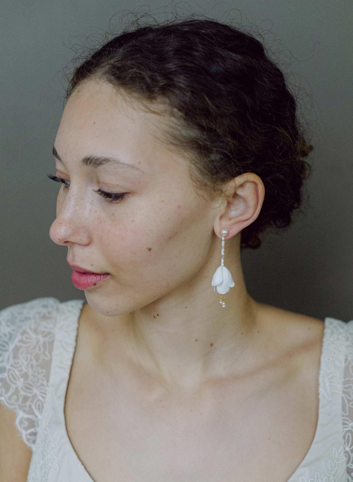 Clay tulip and seed bead dangling earrings - Style #2659