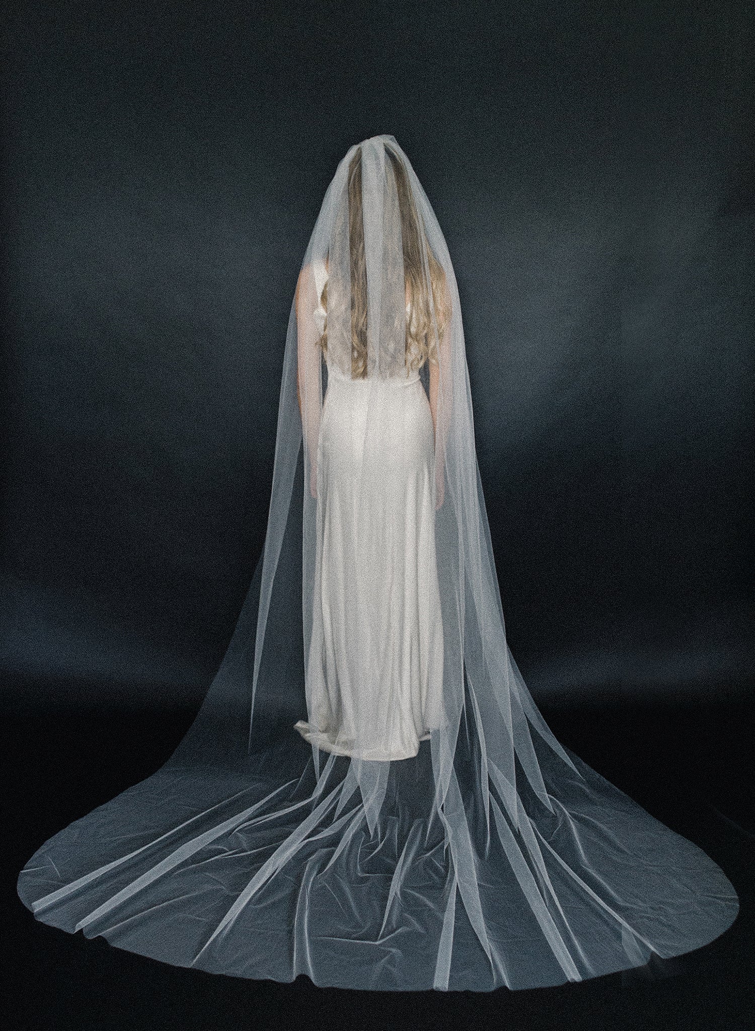 bridal train veil, lightweight, tulle, wedding veil, twigs and hone