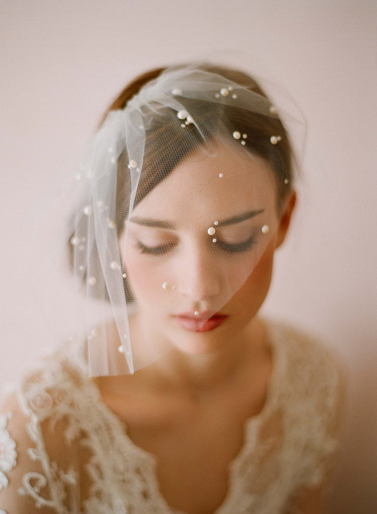 Mini tulle veil with pearls - Style # 212