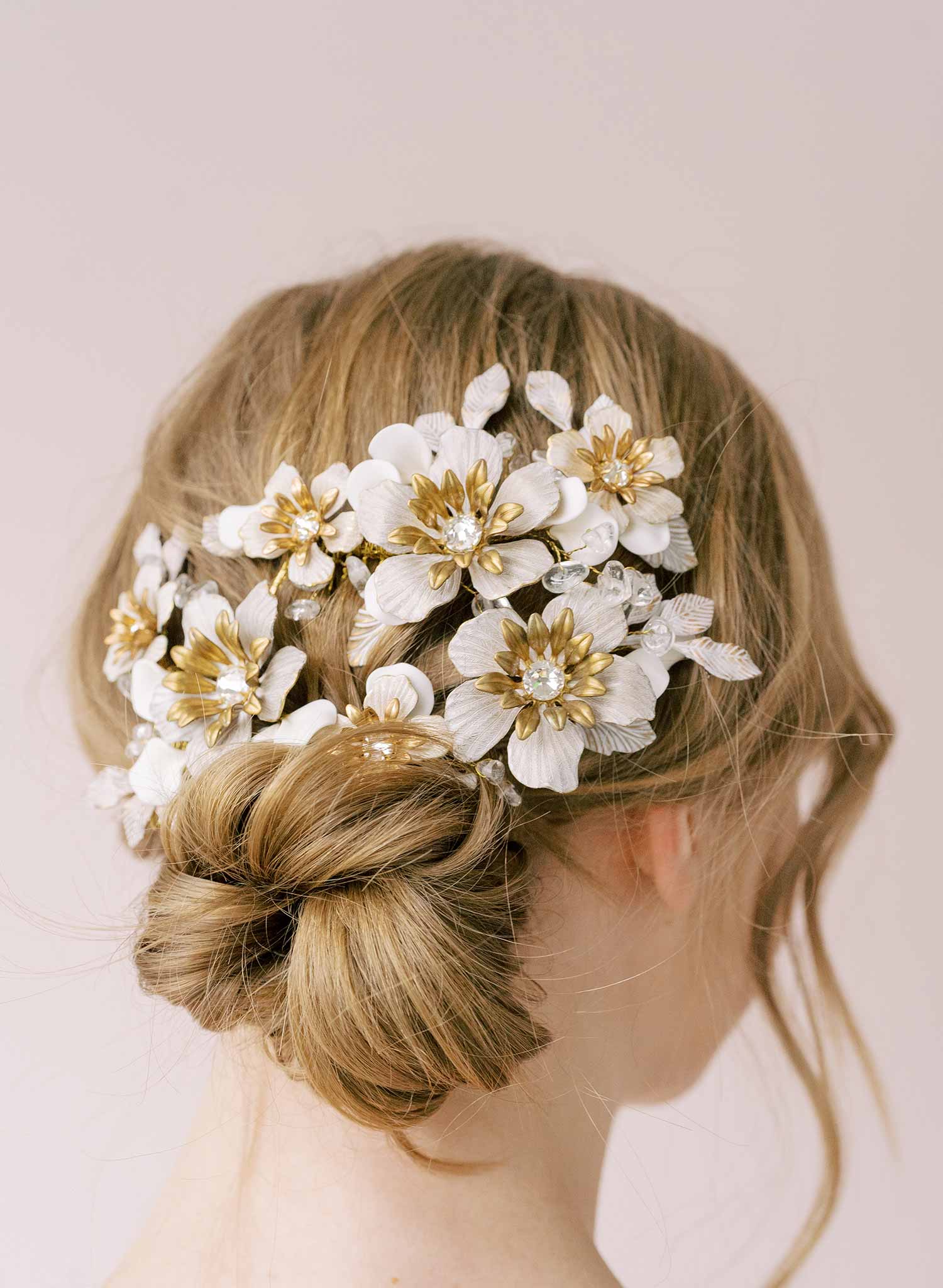https://www.twigsandhoney.com/cdn/shop/products/2156-dramatic-bridal-floral-headpiece-twigs_honey-2.jpg?v=1641688723