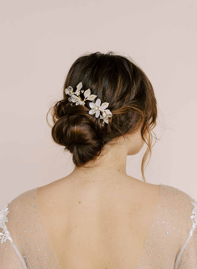 bride handmade flower hairpins by twigsandhoney