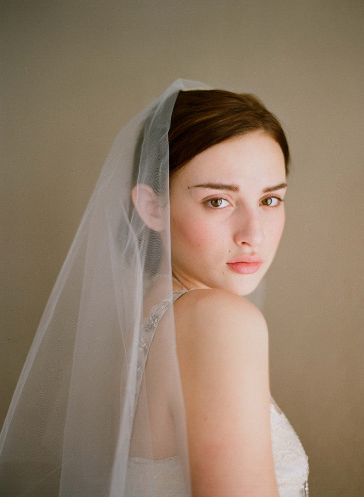 Simple and sheer single layer long veil - Style # 221