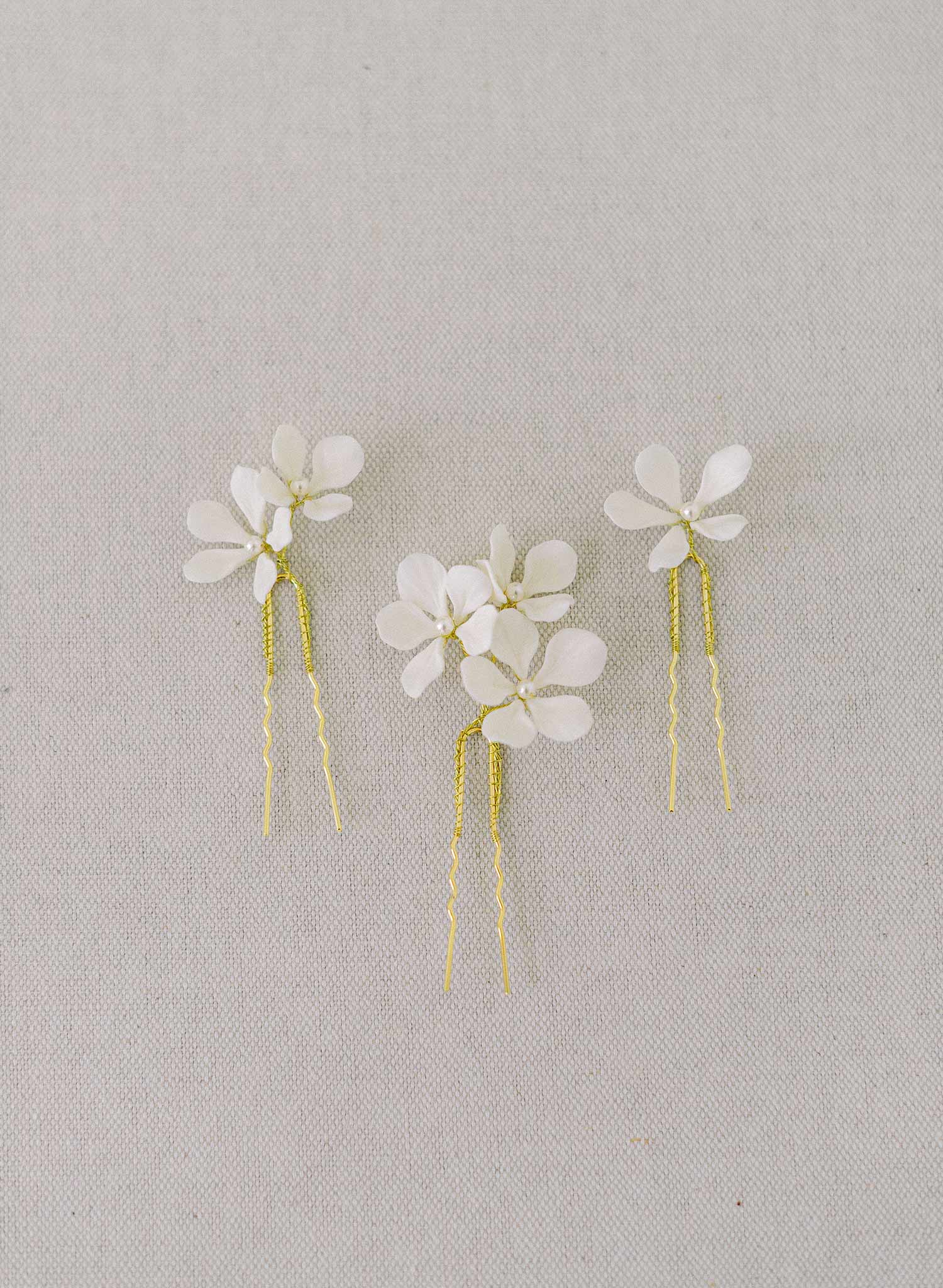 Twigs & Honey Bridal Hair Pins, Flower Pins - Full Bloom Clusters Pin Set of 3 - Style #2322 White