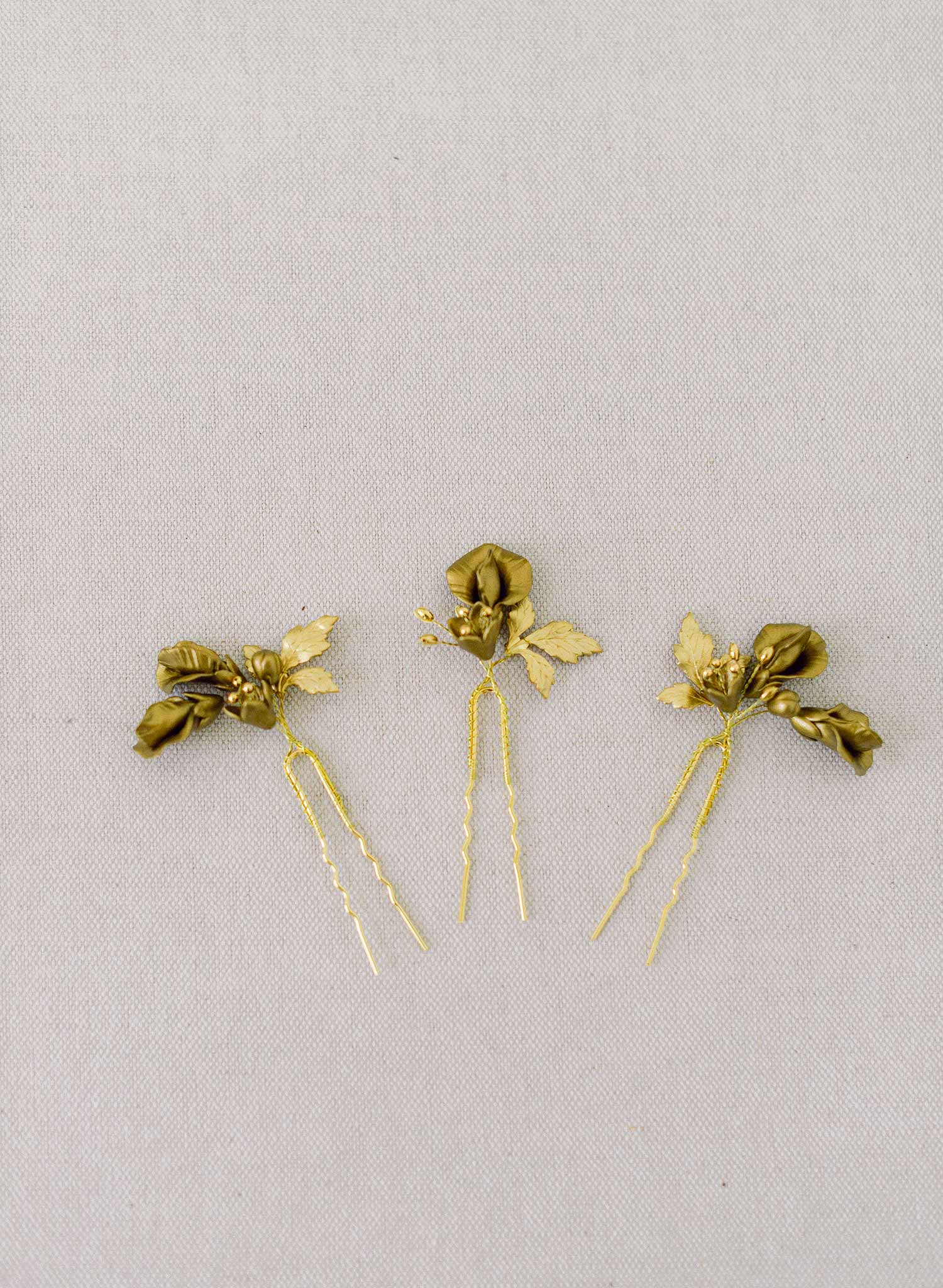 Twigs & Honey Bridal Hair Pins, Flower Pins - Full Bloom Clusters Pin Set of 3 - Style #2322 White