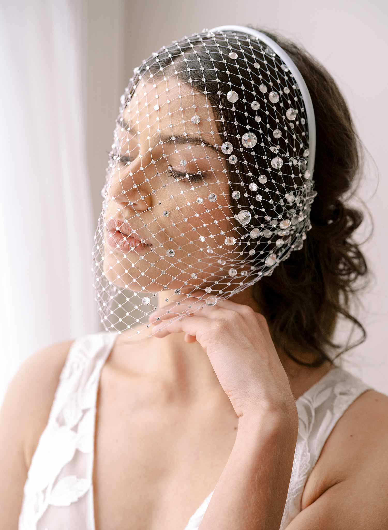Birdcage veil with thick white pearl beaded headband for fashion