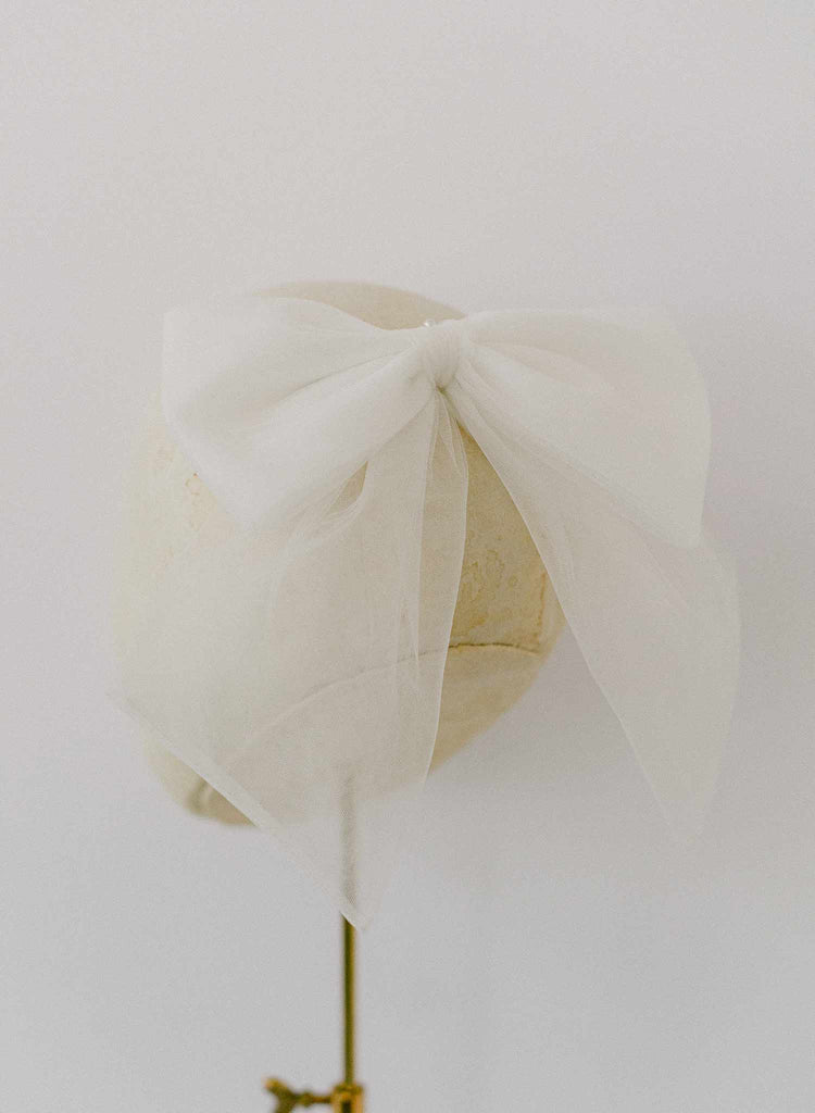 tulle bridal short hair bow by twigs & honey