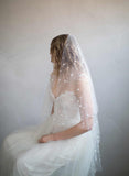 Milky way pearl veil - Style #849