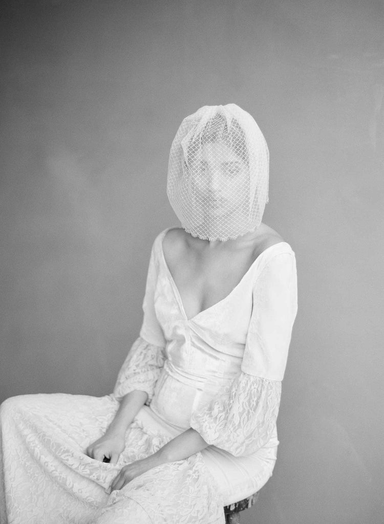 Scallop french lace birdcage veil - Style #854