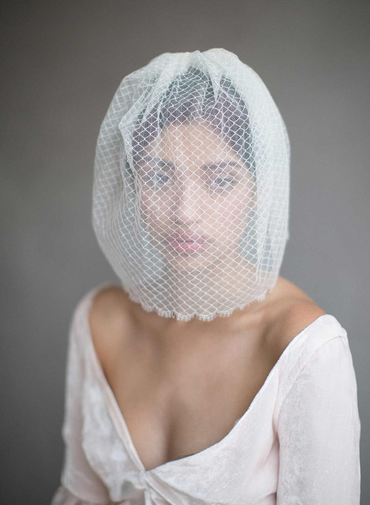 Scallop french lace birdcage veil - Style #854