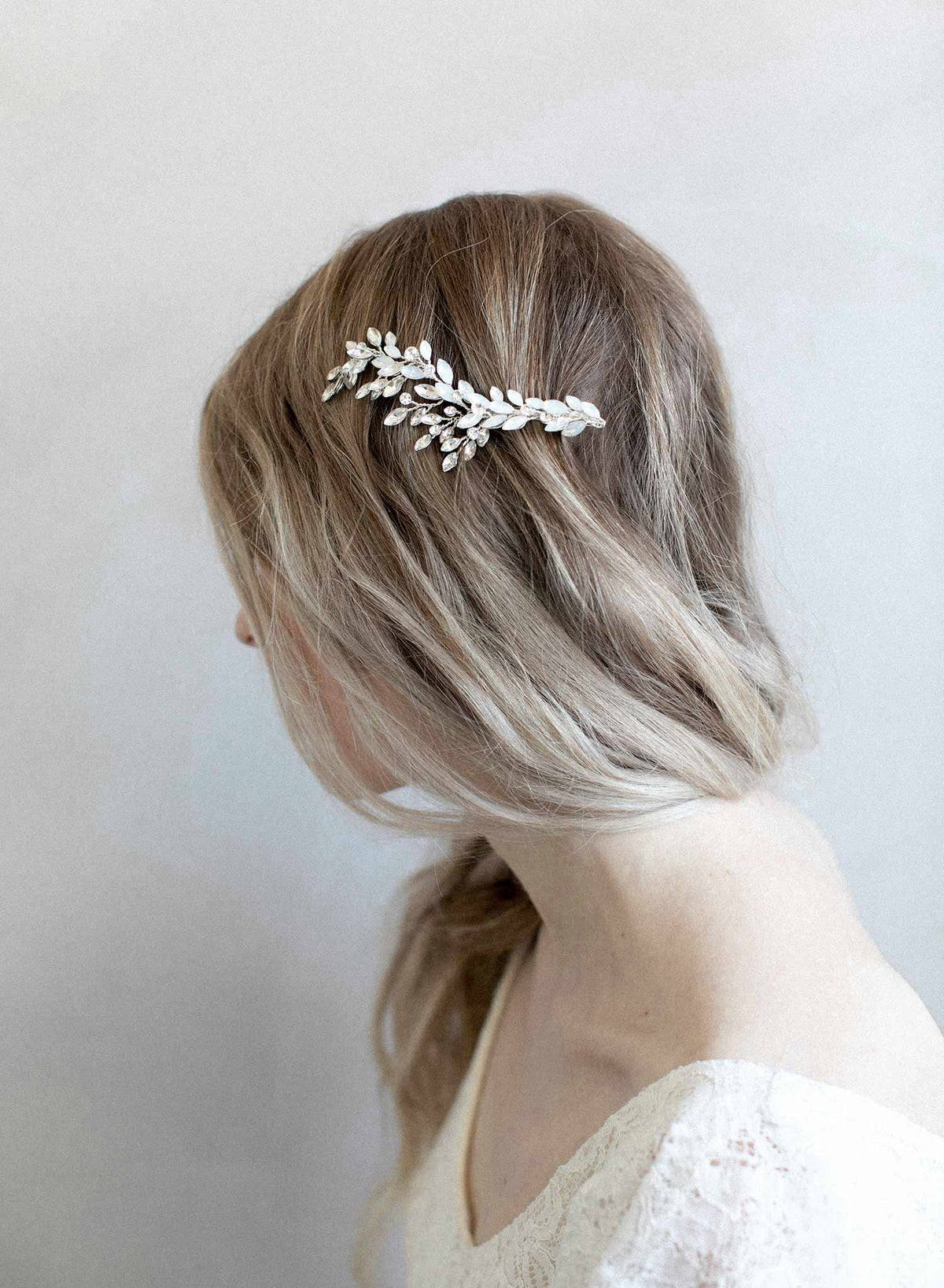 Crystal wing shaped bridal hair clip Crystal dove wing hairclip