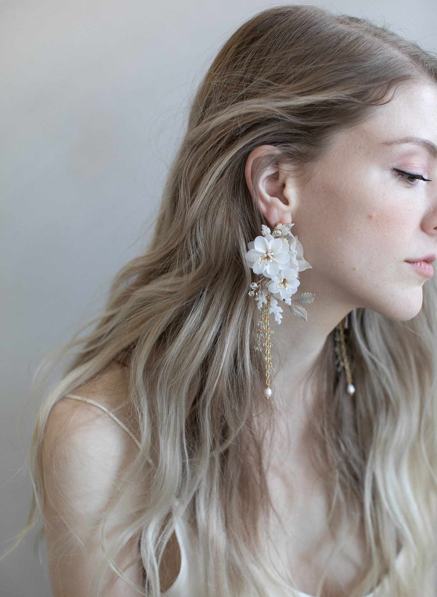 bridal earrings, clay flower earrings, ivory bridal earrings, bridal accessory, wedding jewelry, jewelry, earrings, twigs and honey