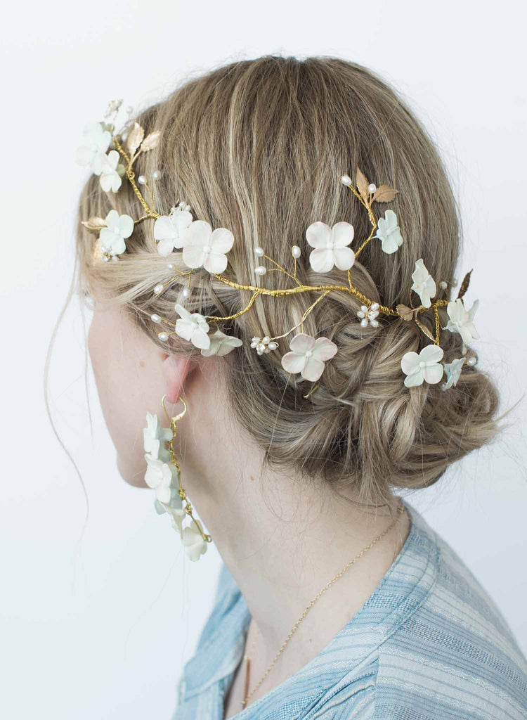 Hydrangea and pearl hair vine - Style #9035